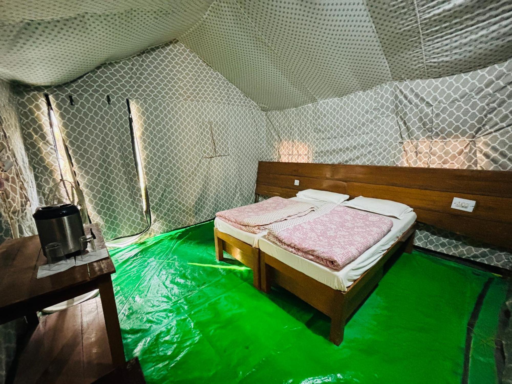Camp High 5 Jayalgarh Otel Dāngchura Dış mekan fotoğraf