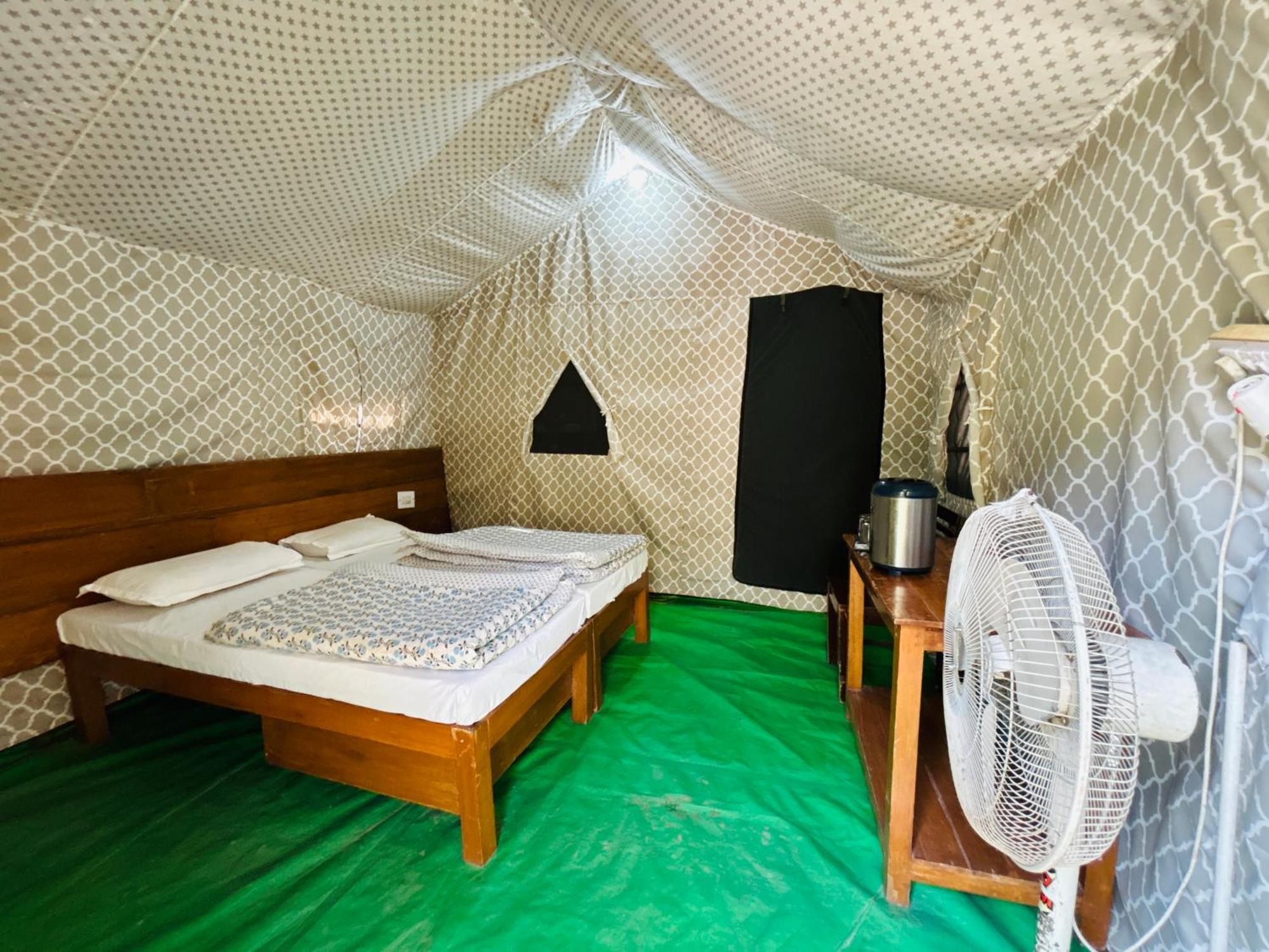 Camp High 5 Jayalgarh Otel Dāngchura Dış mekan fotoğraf
